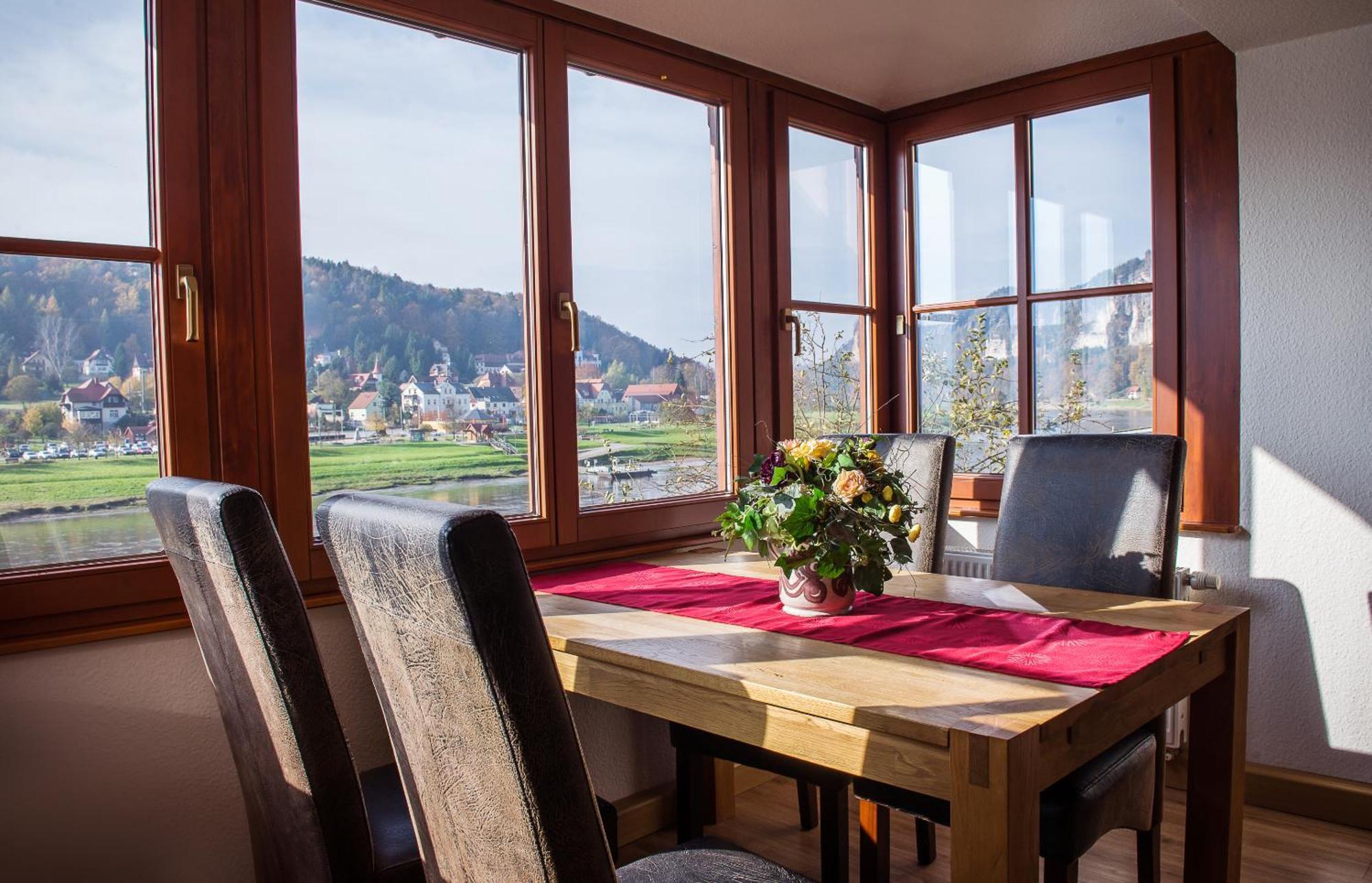 Ferienwohnungen Alte Destillerie Rathen Rum bild